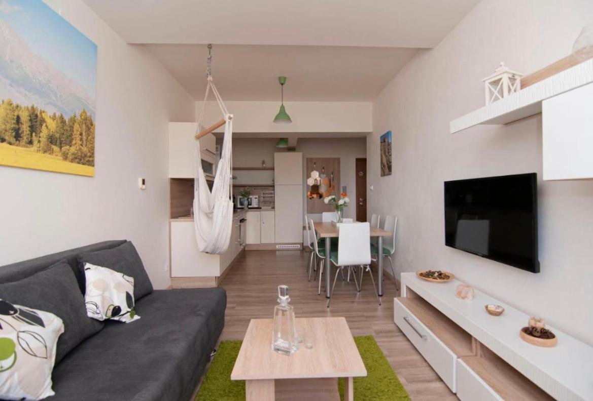 Apartman Lomnica - Vysoke Tatry Vel'ka Lomnica Buitenkant foto